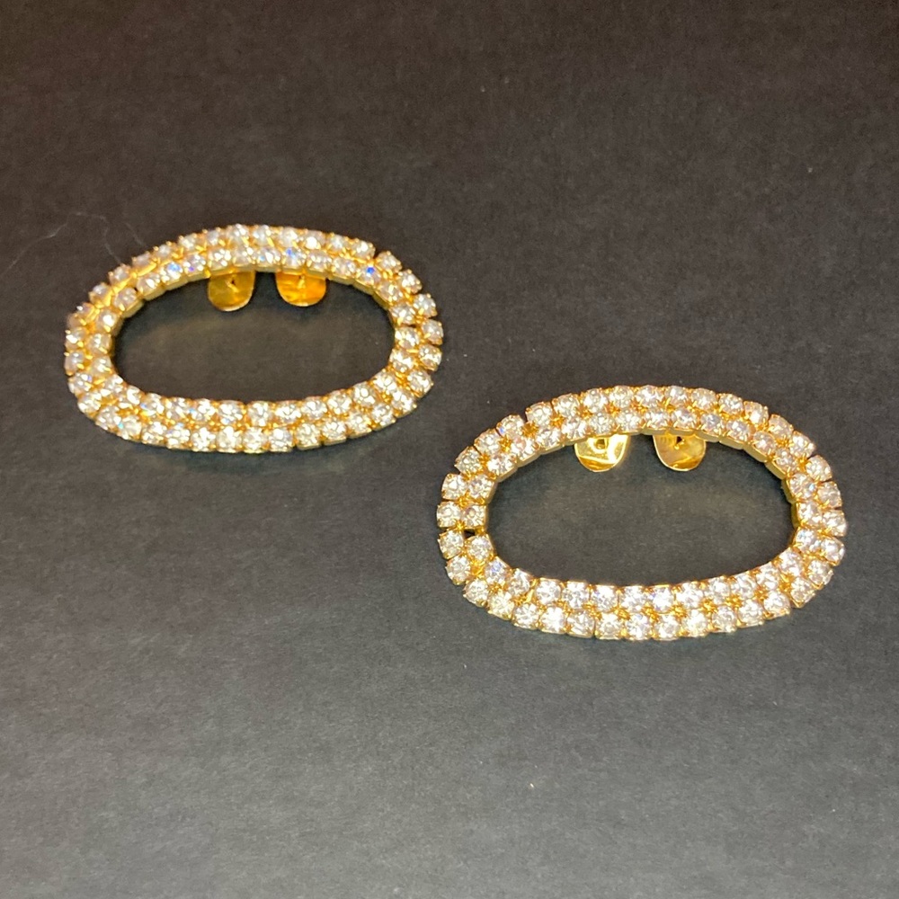 Vintage Oval Design Shoe Clips with Rhinestones